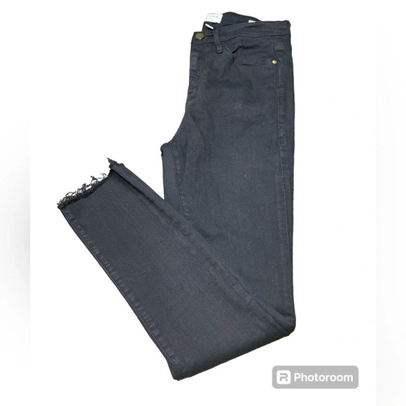 Frame Denim Forever Karlie Jeans with raw hem - Picture 3 of 8